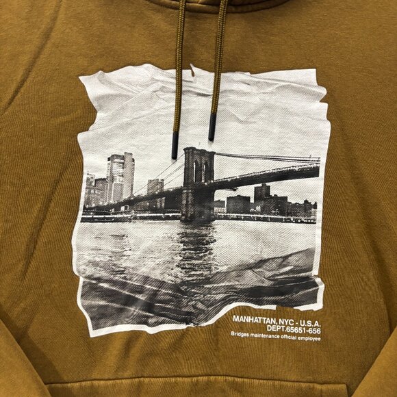 H&M Hoodie Mens XL Long Sleeve Brown Brooklyn Bridge Graphic Cozy Black Label - Picture 2 of 6